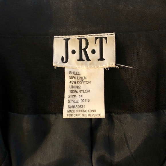 Black and White Blazer - Picture 6 of 6